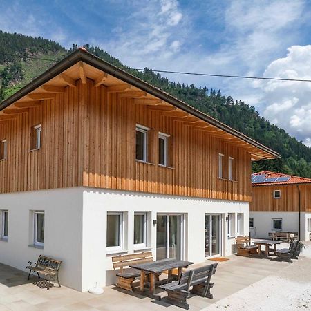 4Luxurioeses Ferienhaus In Traumhafter Landschaft Döbriach Extérieur photo