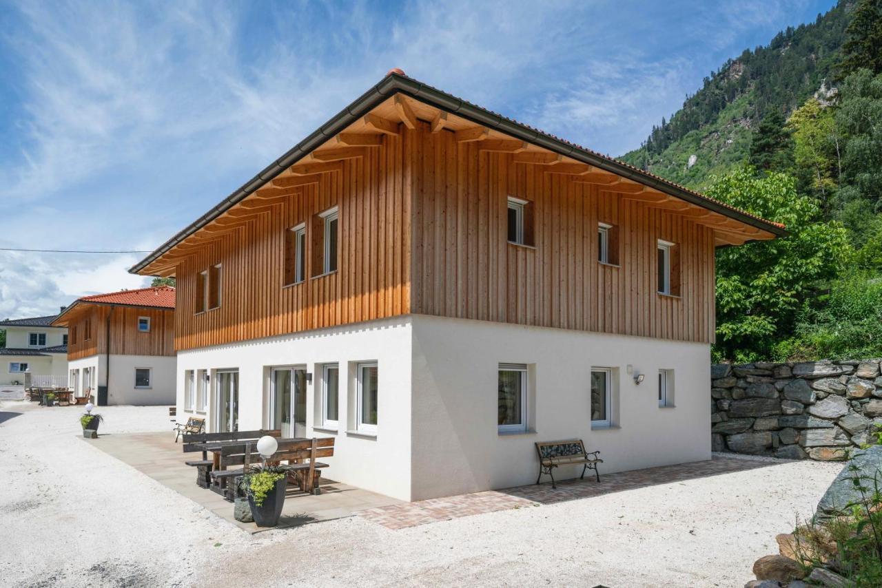 4Luxurioeses Ferienhaus In Traumhafter Landschaft Döbriach Extérieur photo
